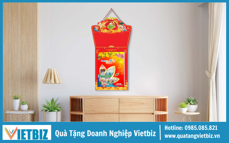 Lịch in logo doanh nghiệp là quà tặng được ưa chuộng